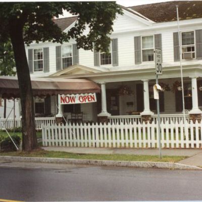 Teresa's Red Hook Inn