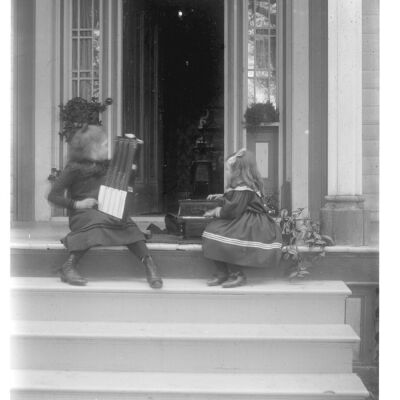 Flossie Feller & Dykeman girl