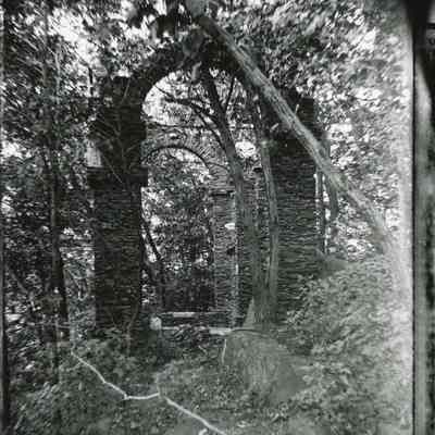 Cruger's Island Ruins- view one