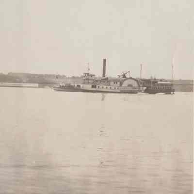 Sidewheeler "Jacob H. Tremper"