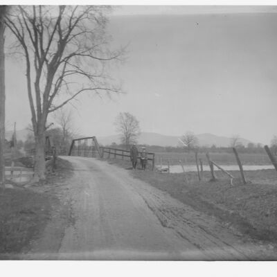Man and girl on bridge