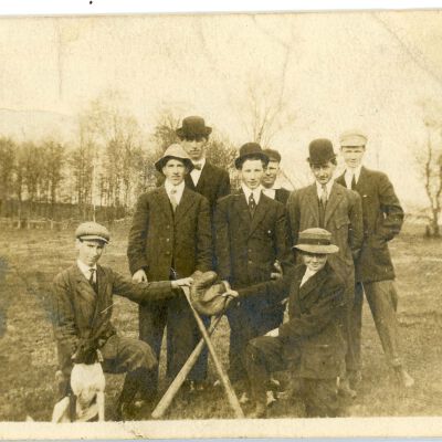 Baseball players, 1910