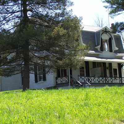 Lewis Home - Whalesback Rd.