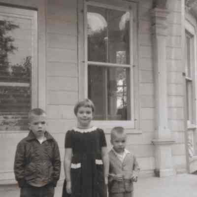 Chuck, Susan and Nelson Mead c. 1960-61