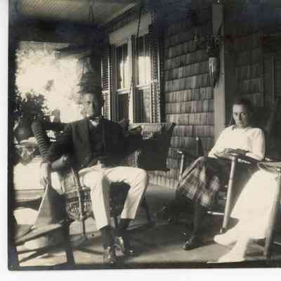 Gordon, Aunt Betty (Elizabeth Lyon Mead) and Fay on porch