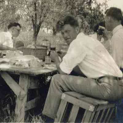 Mead family picnic, July 4, 1924