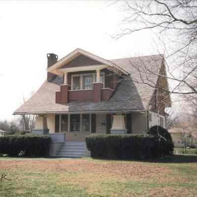 7365 South Broadway - 1999