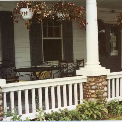 Teresa's Red Hook Inn