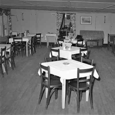 Idle Hour Bar Interior, Tivoli, 1953 (3)
