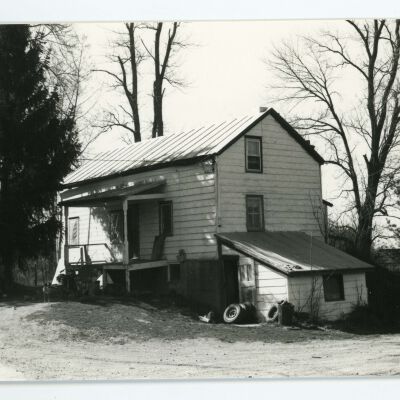 Tenant House, Irving Fraleigh farm, Rte. 199 east