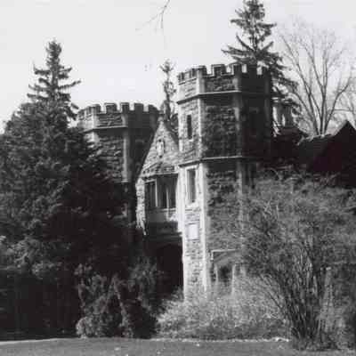 Ward Manor Gate House - 1990