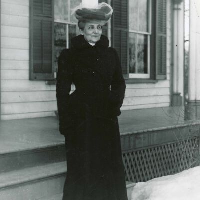 Mary J. Nicks (wife of Dr. H. L. Cookingham)