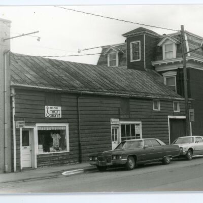 Shed building attached to Conklin & Allendorf (Aucock) Building
