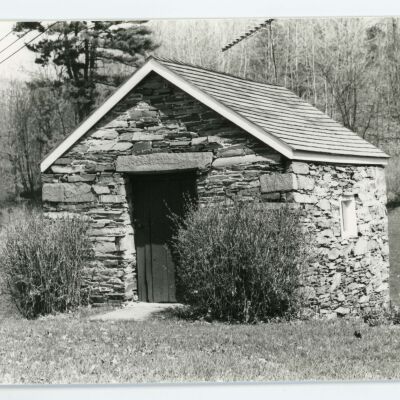 Stone Kitchen Baxter Farm