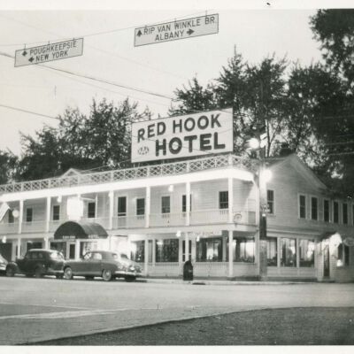 06-Red Hook Hotel with billboard on roof, c. 1948