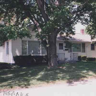 10 Tower Street - 1999