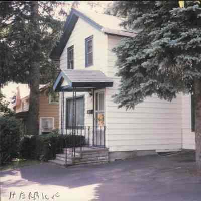 7549 North Broadway - 1997