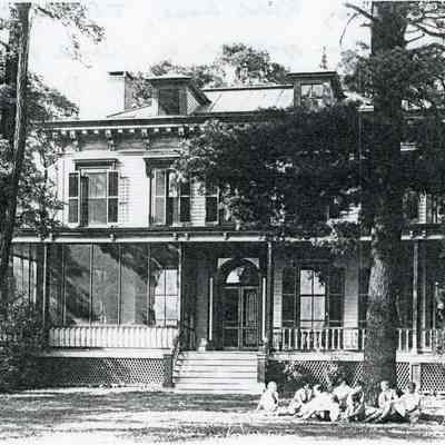 Ham-Bellow-Phillips House, Tivoli