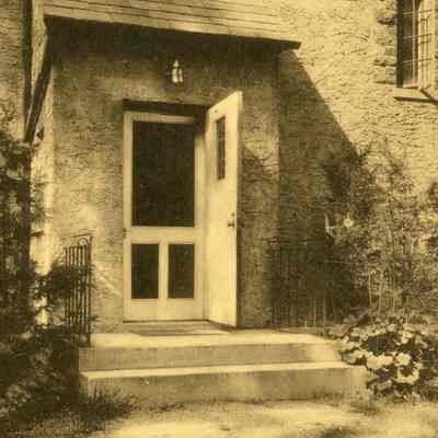 South Entrance, Manor House, Ward Manor