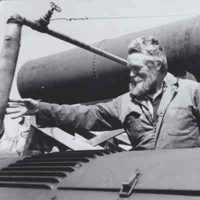 Sid Mead on sprayer, 1981