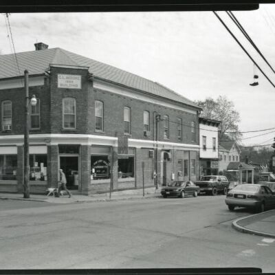 Tivoli - Four Corners (NE corner)