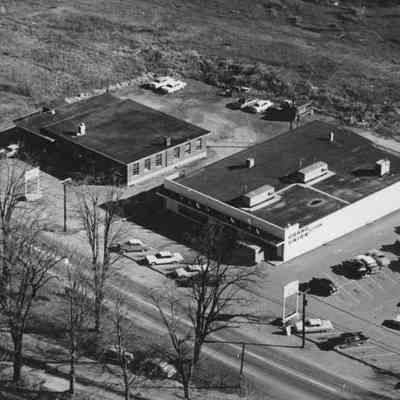 Grand Union and Silver Lake Dairy, North Broadway