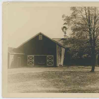 Echo Valley Farm barns, 1940s
