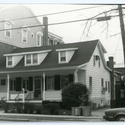 William Sieman House, North Broadway