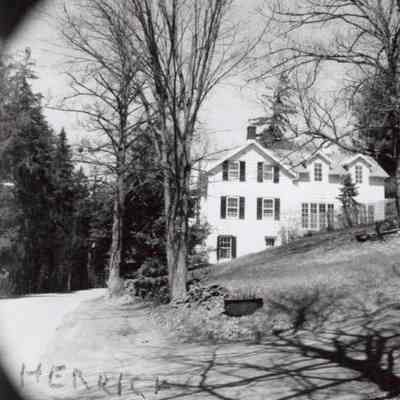 De Gre House 1294 Annandale Road