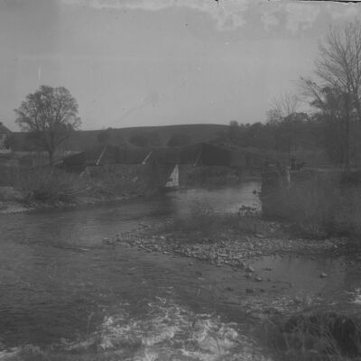 Roe Jan, Elizaville Falls & old Coon house