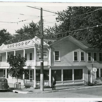 Red Hook Hotel, 1945