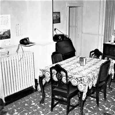 Cole and Mead Hotel dining area, Tivoli, 1953 (2)