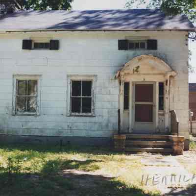 8 Fraleigh Street - 1999