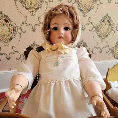 Wooden-Jointed Doll