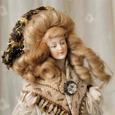 Tea Cozy with Porcelain Face