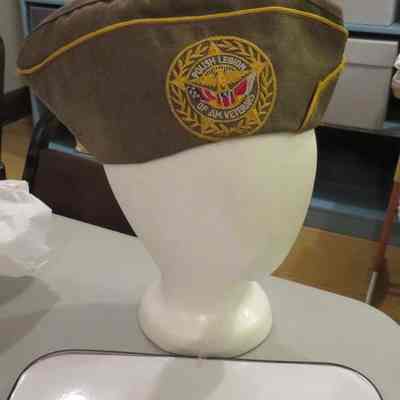 Hat, Fraternal