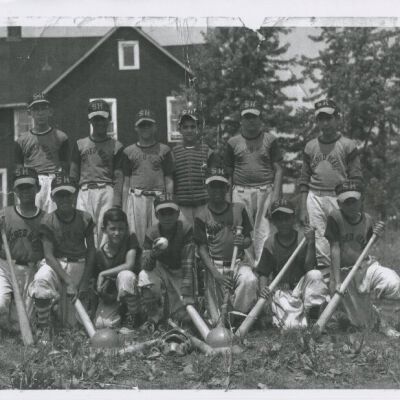 Sacred Heart Baseball Team