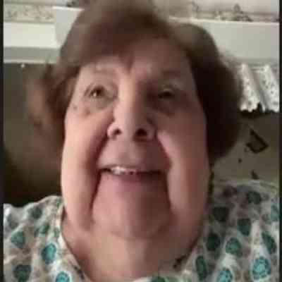 Sylvia Turton Baracz, Interview