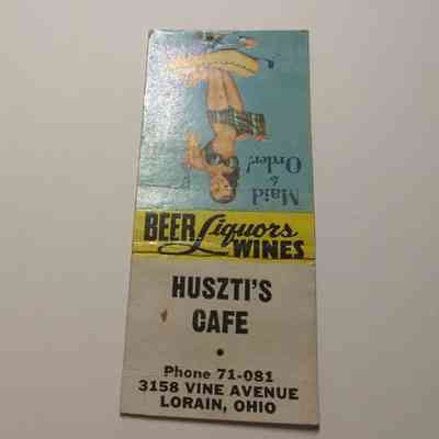 Huszti's Cafe