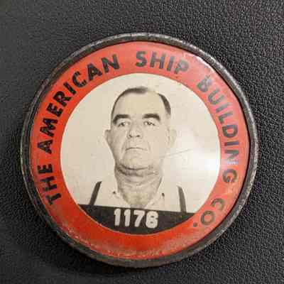 Badge, Identification