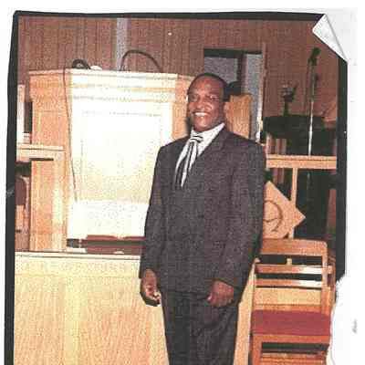 Photo of Lester Reese