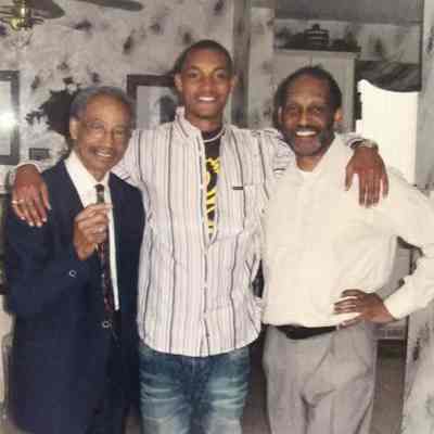 Hogg, Leon (Community Photographer)