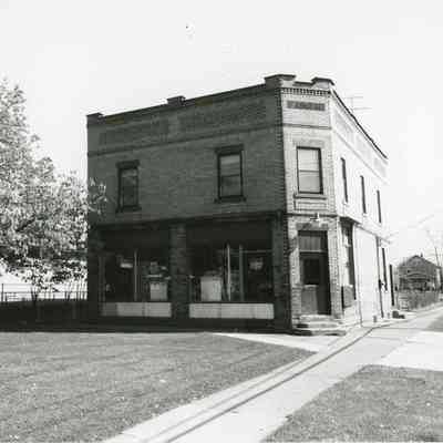 GNC Spanish & American Food Grocery