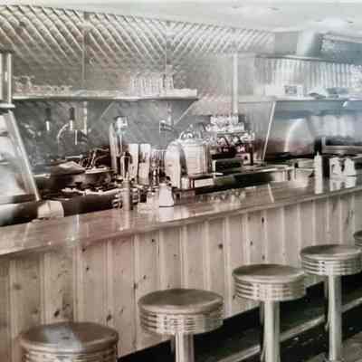 Morton's BBQ Restaurant