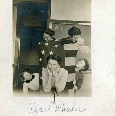 Postcard, Picture