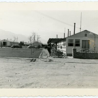 Manzanar staff housing and yard: Origformat: Print-Photographic; Resolution: 3200 dpi