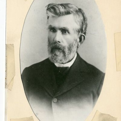Ray 31: Pleasant A. Chalfant's portrait with matting: Origformat: Print-Photographic; Resolution: 1200 dpi