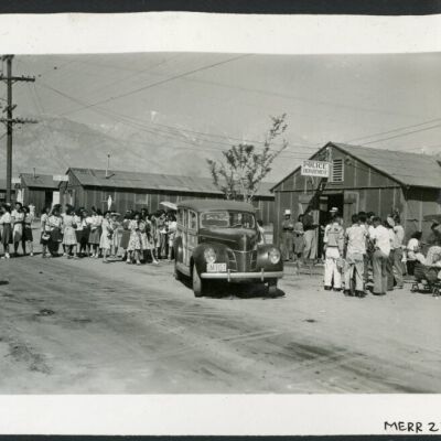 Japanese leave Manzanar