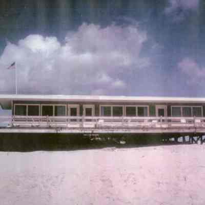 Maisonettes Motel, undated | Ray Cappiello digital photos, Montauk Library Archives