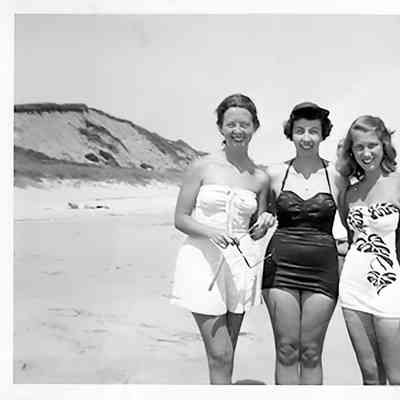 (L-R) Carol Cahill, - Mary Matthews, Clarice Matthews. Hither Hills, Lee Ct. Beach 1961| Cahill, Stayton, and Eurell Families Collection, Montauk Library Archives